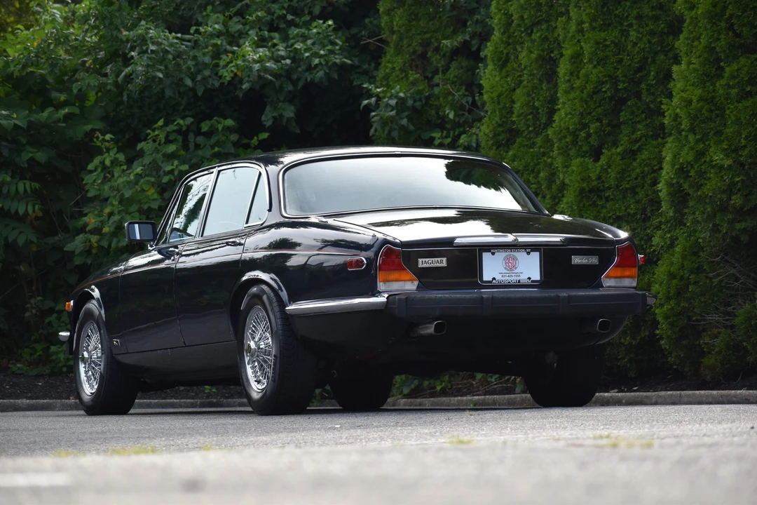 1976 Jaguar XJ Series 2 - Image 24 of 31