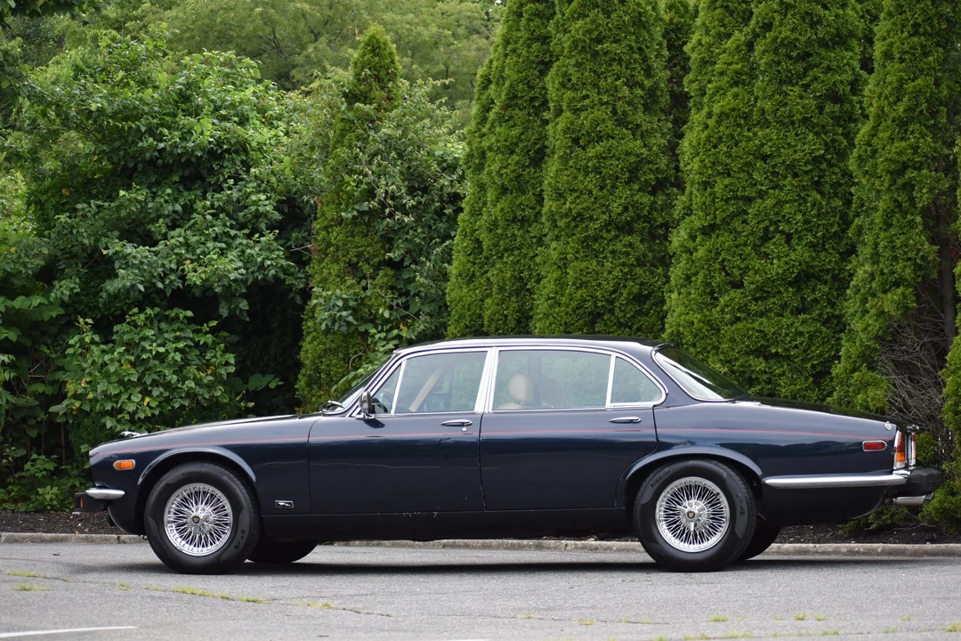 1976 Jaguar XJ Series 2 - Image 13 of 31