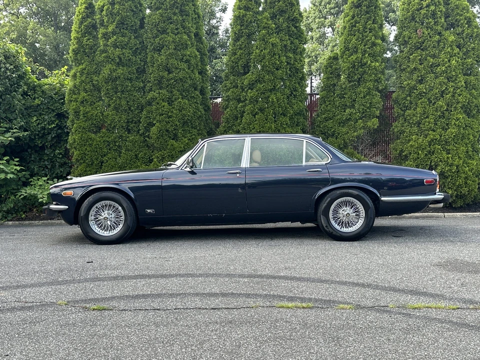 1976 Jaguar XJ Series 2 - Image 10 of 31