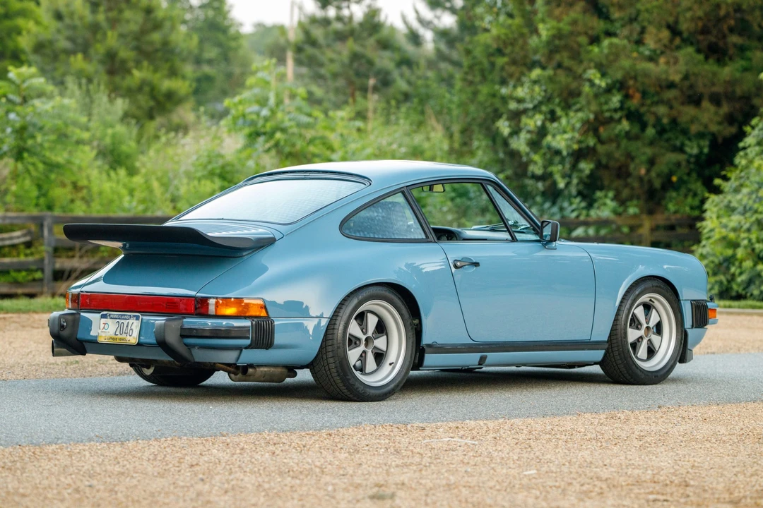 1984 Porsche 911 Carrera 3.2 - Image 17 of 31