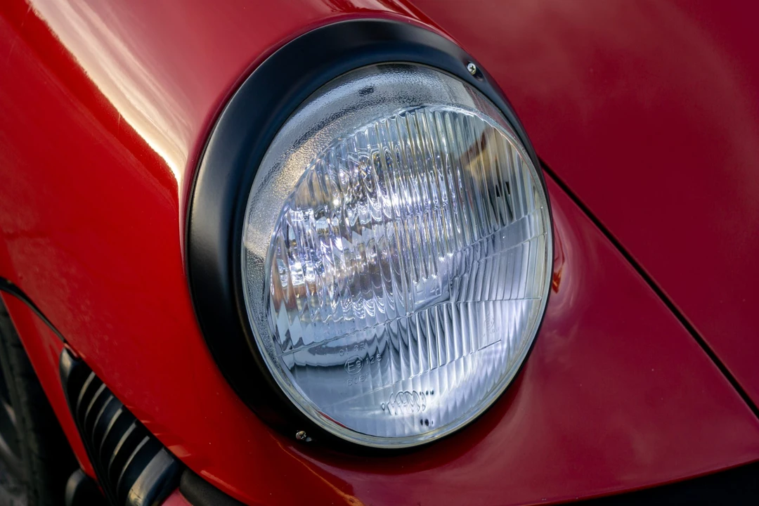 1987 Porsche 911 Carrera 3.2 - Image 16 of 31