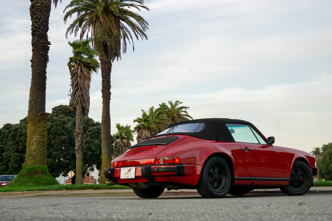 1987 Porsche 911 Carrera 3.2 - Image 11 of 31