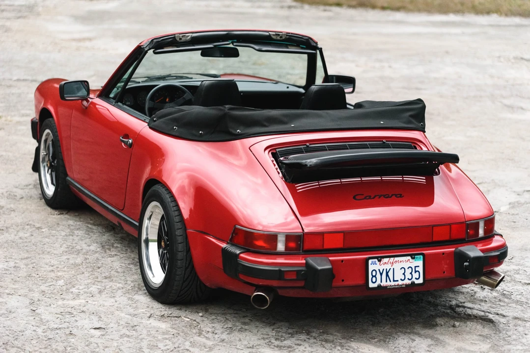 1987 Porsche 911 Carrera 3.2 - Image 15 of 31