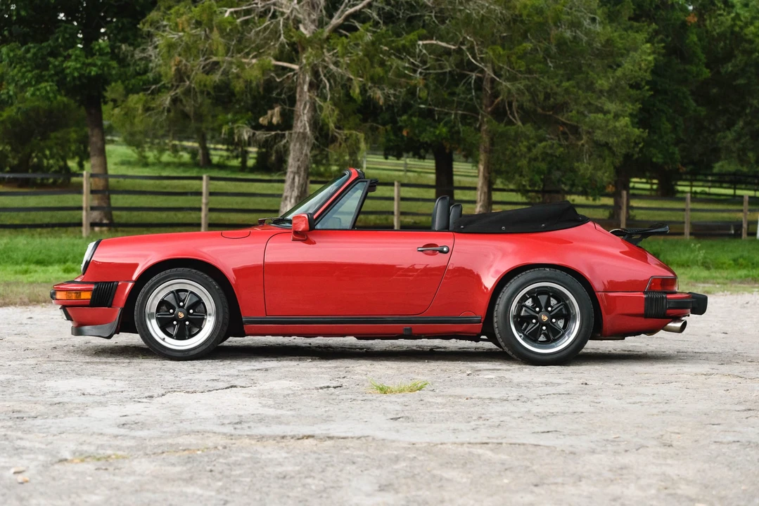 1987 Porsche 911 Carrera 3.2 - Image 17 of 31