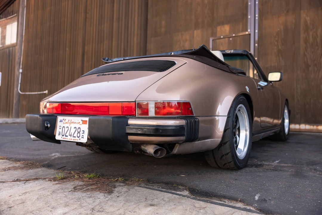 1987 Porsche 911 Carrera 3.2 - Image 8 of 31