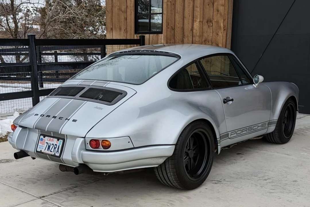 1988 Porsche 911 Carrera 3.2 - Image 14 of 31