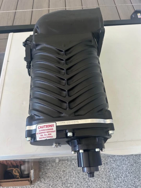 Parts & Memorabilia Engines - Image 2 of 6