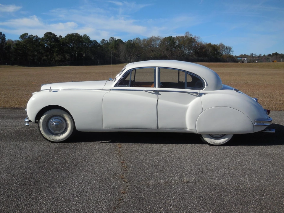 1954 Jaguar Mark VII & VIII & IX - Image 12 of 31