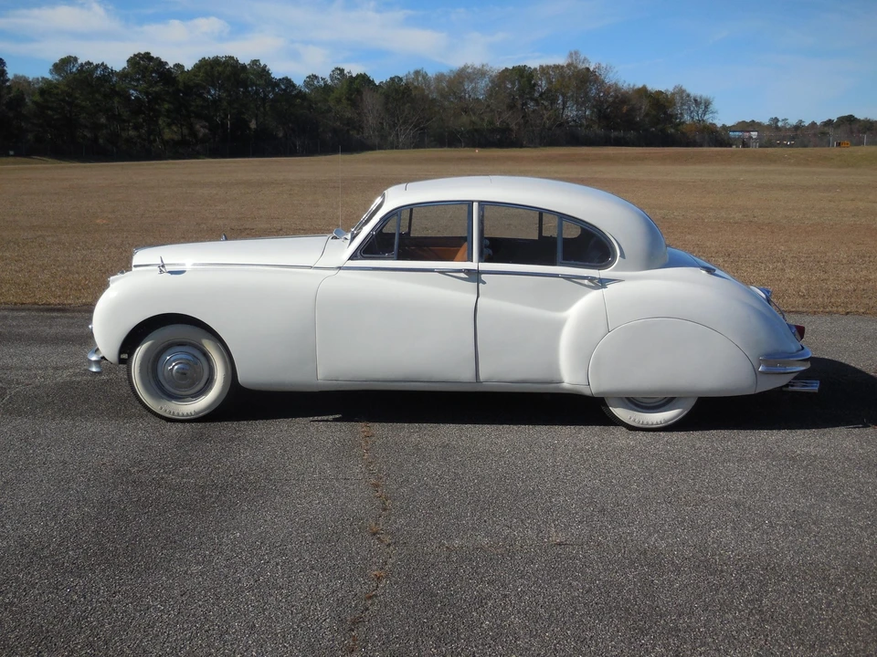 1954 Jaguar Mark VII & VIII & IX - Image 13 of 31