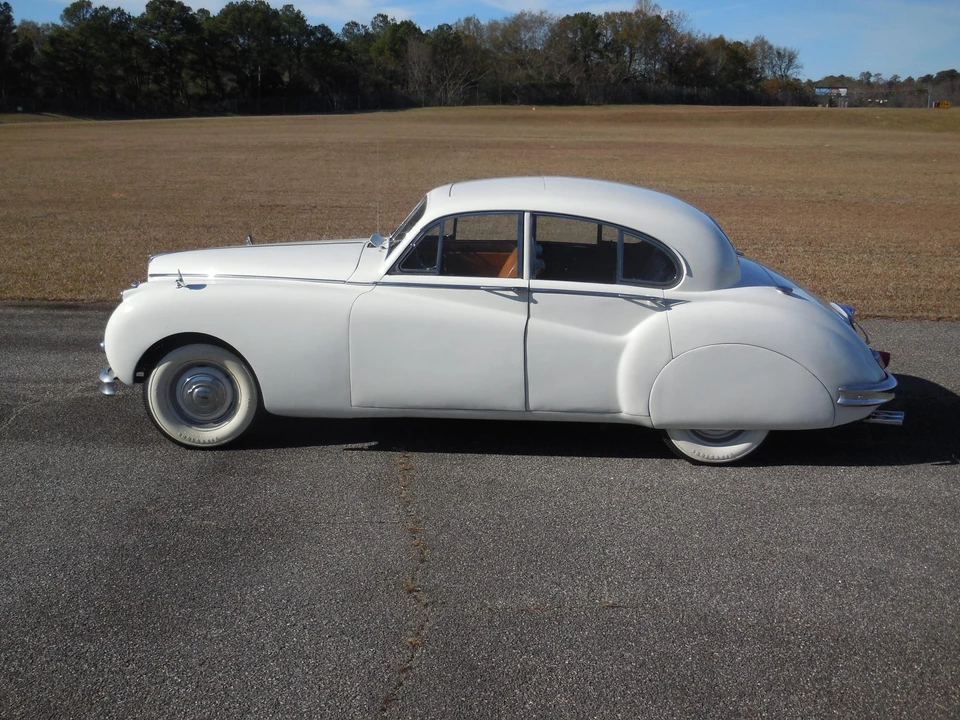 1954 Jaguar Mark VII & VIII & IX - Image 14 of 31