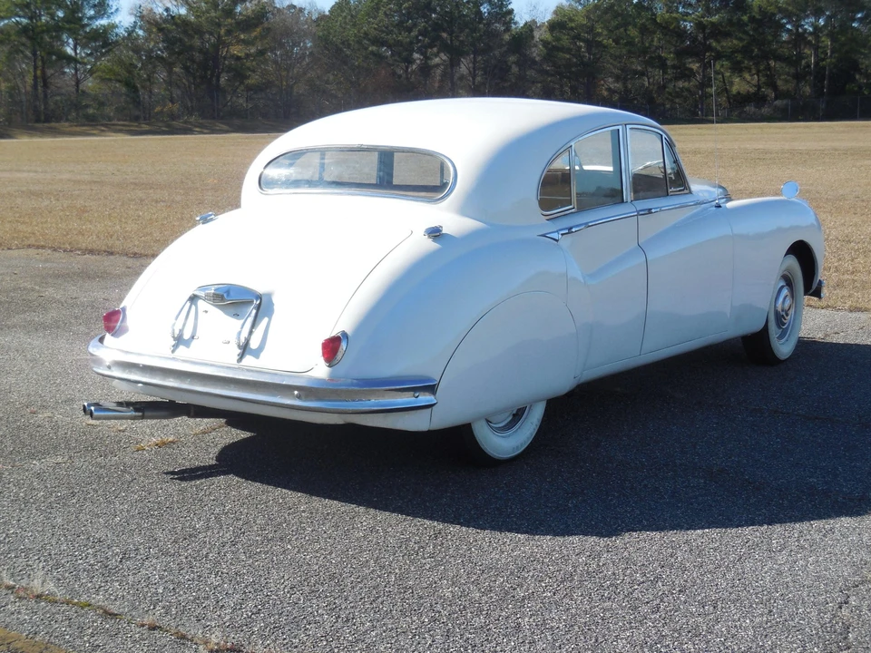 1954 Jaguar Mark VII & VIII & IX - Image 28 of 31