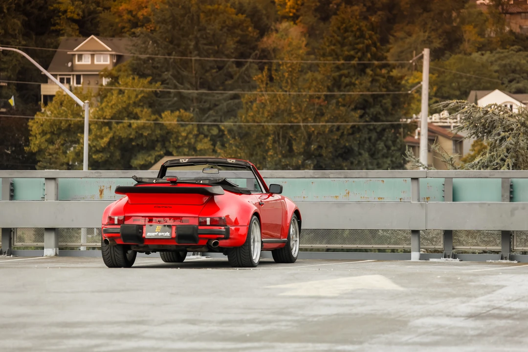 1986 Porsche 911 Carrera 3.2 - Image 24 of 31