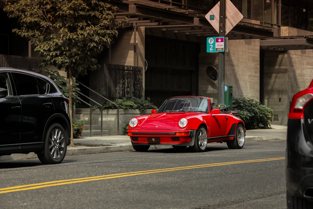 1986 Porsche 911 Carrera 3.2 - Image 7 of 31