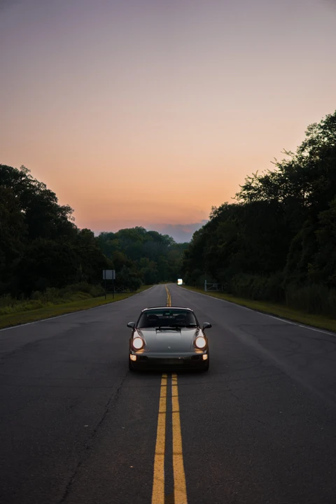 1990 Porsche 964 Carrera - Image 10 of 31