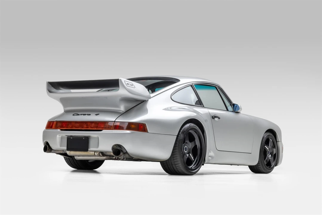 1990 Porsche 964 Carrera 4 - Image 15 of 31