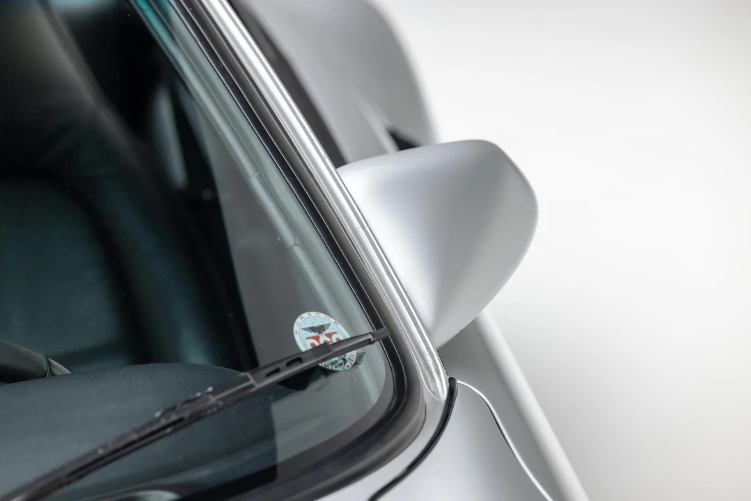 1990 Porsche 964 Carrera 4 - Image 27 of 31