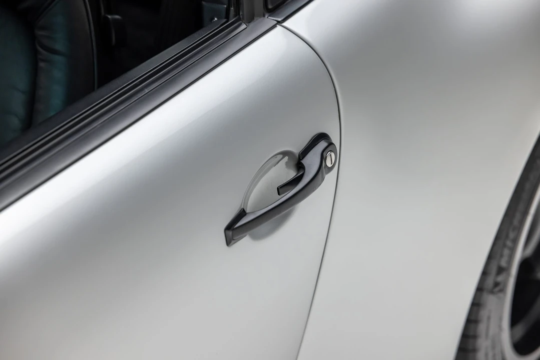 1990 Porsche 964 Carrera 4 - Image 29 of 31