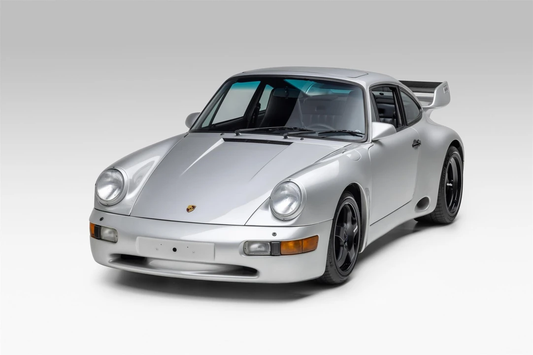 1990 Porsche 964 Carrera 4 - Image 2 of 31