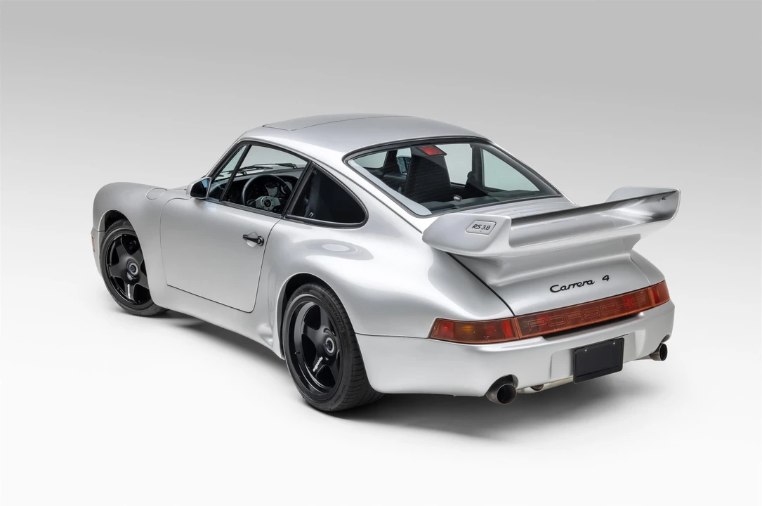 1990 Porsche 964 Carrera 4 - Image 8 of 31