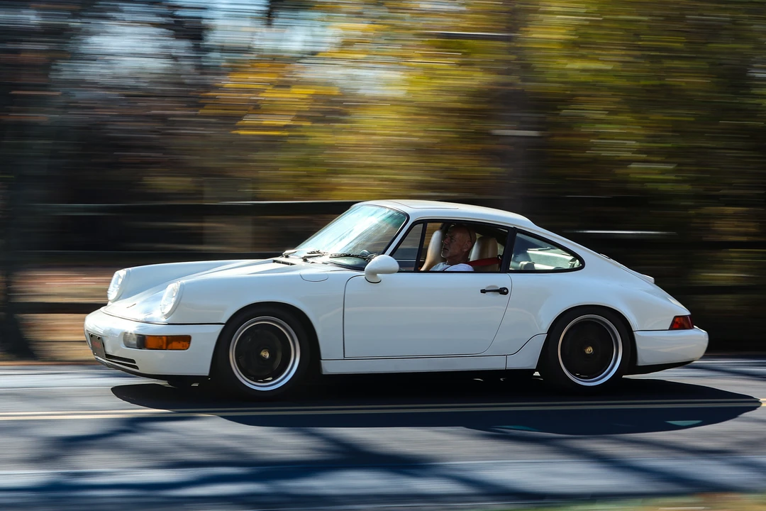 1993 Porsche 964 Carrera 4 - Image 3 of 31