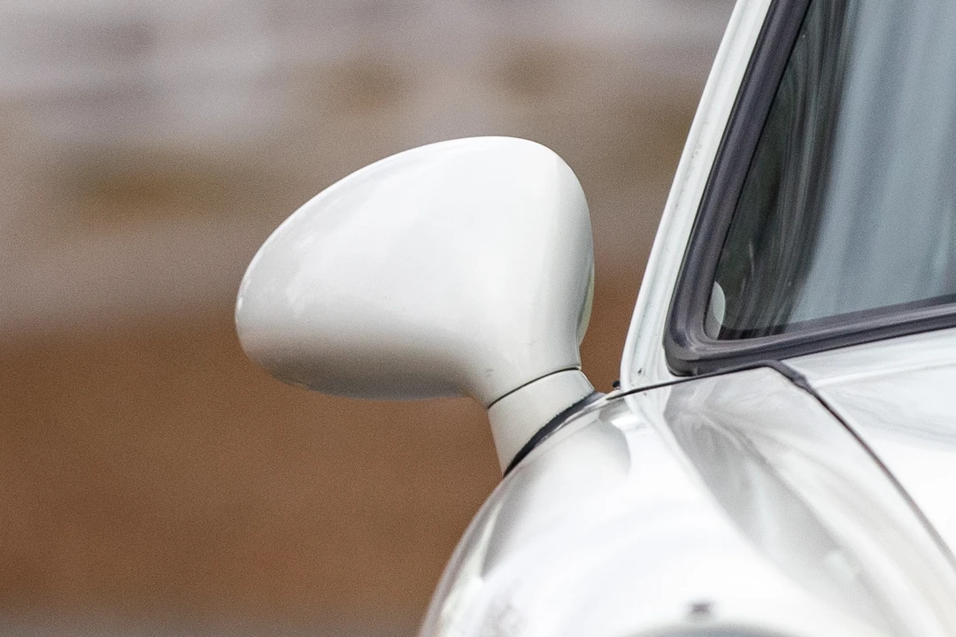 1993 Porsche 964 Carrera 4 - Image 30 of 31