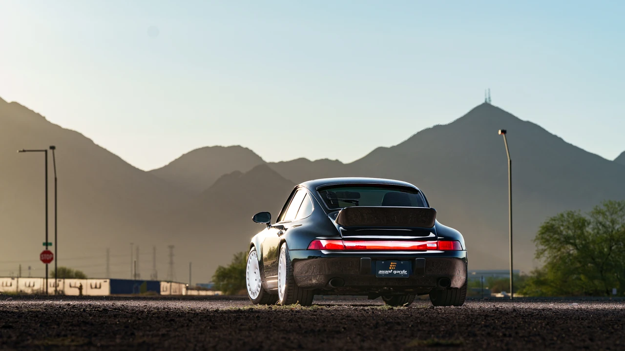 1995 Porsche 993 Carrera - Image 24 of 31