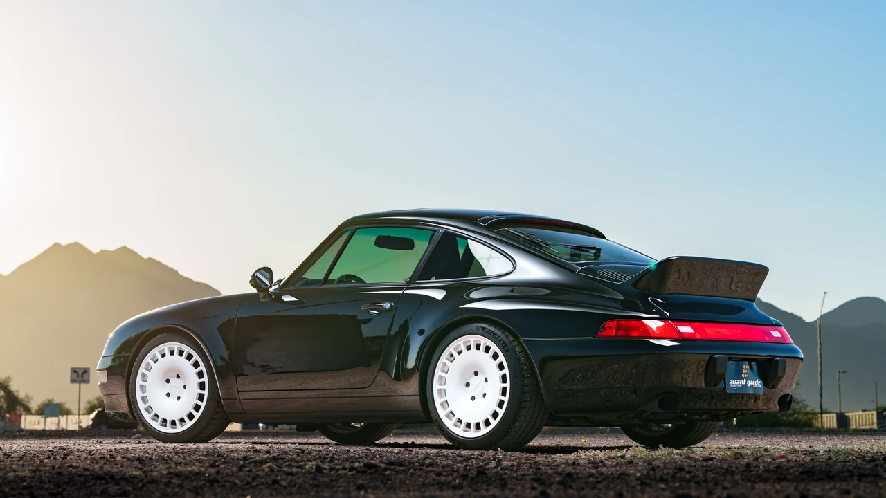 1995 Porsche 993 Carrera - Image 28 of 31