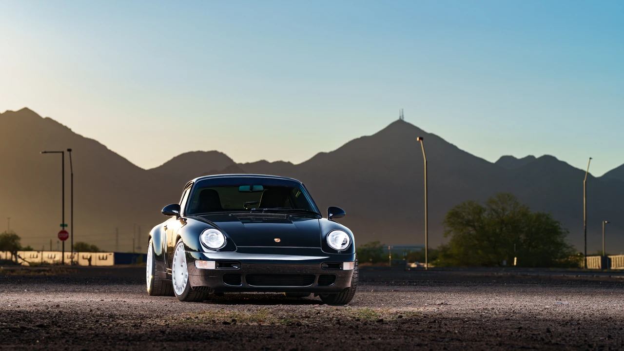 1995 Porsche 993 Carrera - Image 8 of 31