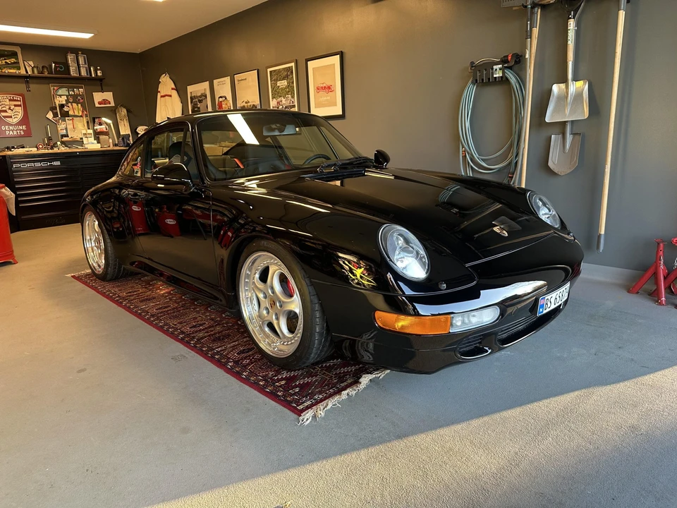 1996 Porsche 993 Carrera 4S - Image 23 of 31