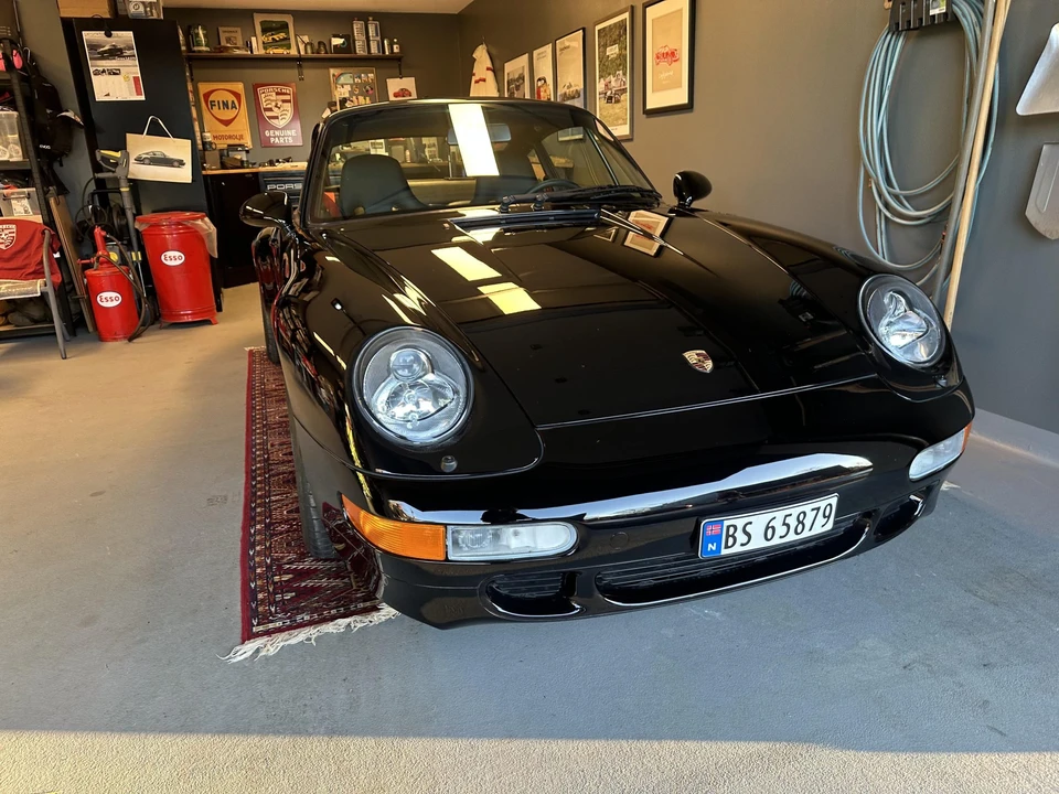 1996 Porsche 993 Carrera 4S - Image 21 of 31