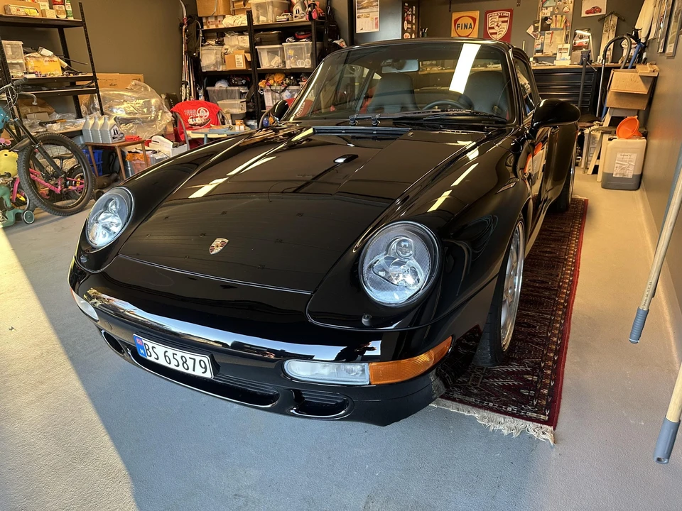 1996 Porsche 993 Carrera 4S - Image 14 of 31