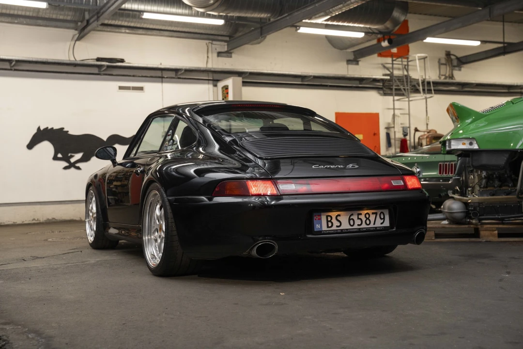 1996 Porsche 993 Carrera 4S - Image 10 of 31