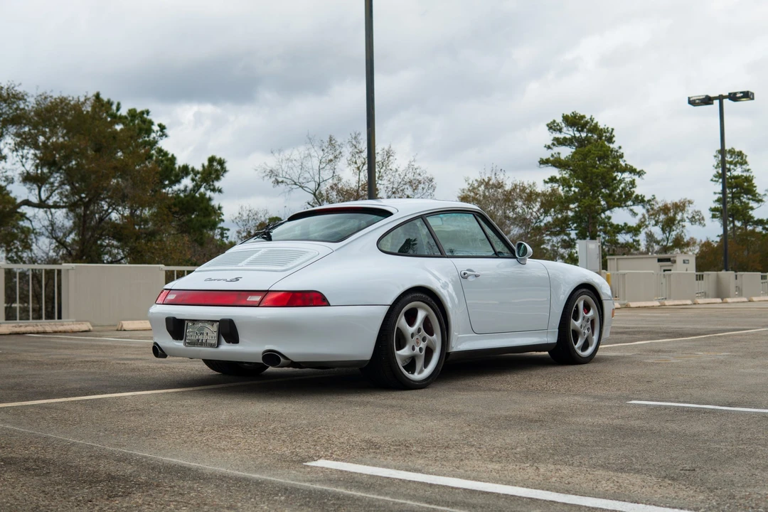 1997 Porsche 993 Carrera 4S - Image 16 of 31