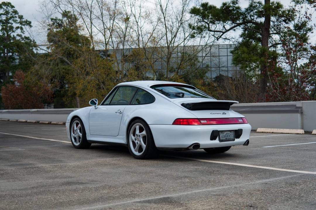 1997 Porsche 993 Carrera 4S - Image 24 of 31