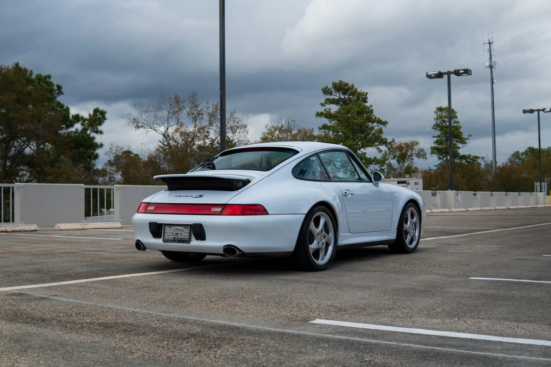 1997 Porsche 993 Carrera 4S - Image 17 of 31