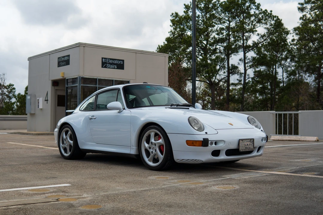 1997 Porsche 993 Carrera 4S - Image 9 of 31