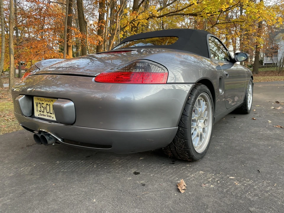 2001 Porsche 986 Boxster S - Image 24 of 31