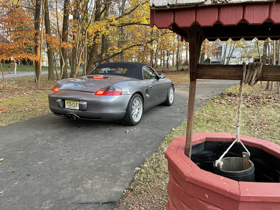 2001 Porsche 986 Boxster S - Image 2 of 31