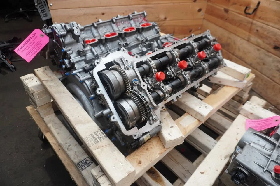 2015 Parts & Memorabilia Engines - Image 9 of 10