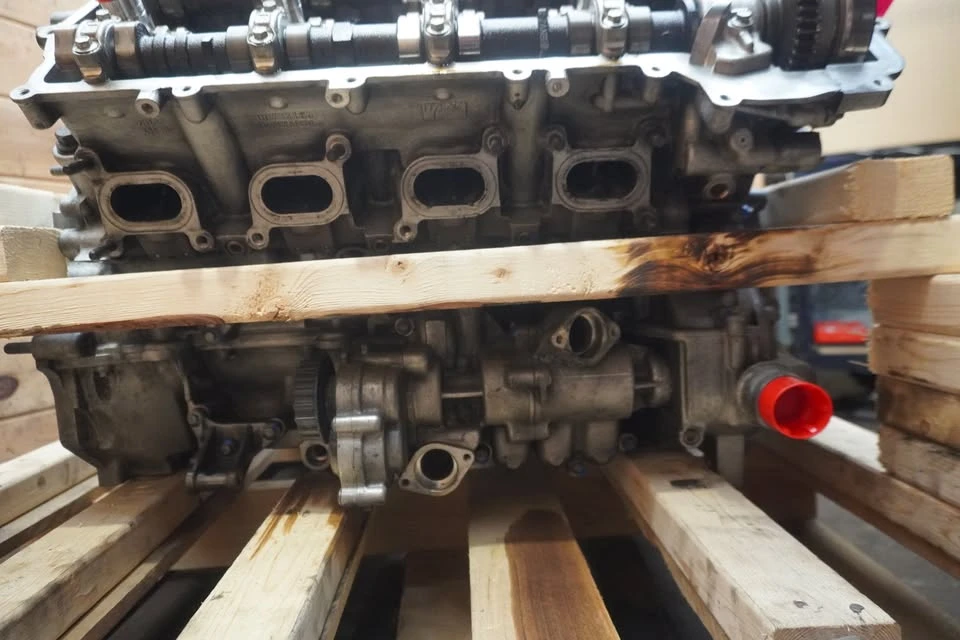 2015 Parts & Memorabilia Engines - Image 7 of 10
