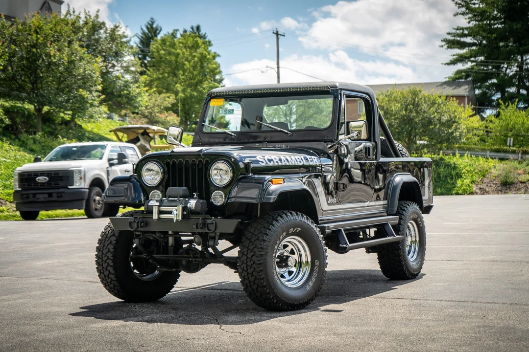 1982 Jeep CJ8 Scrambler - Image 2 of 31