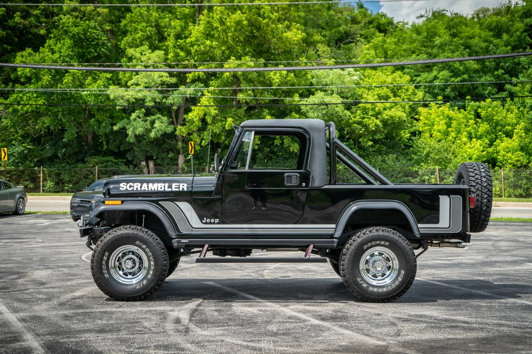 1982 Jeep CJ8 Scrambler - Image 8 of 31