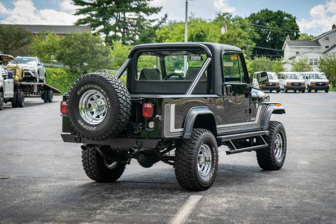 1982 Jeep CJ8 Scrambler - Image 20 of 31