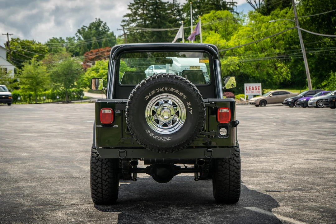 1982 Jeep CJ8 Scrambler - Image 15 of 31