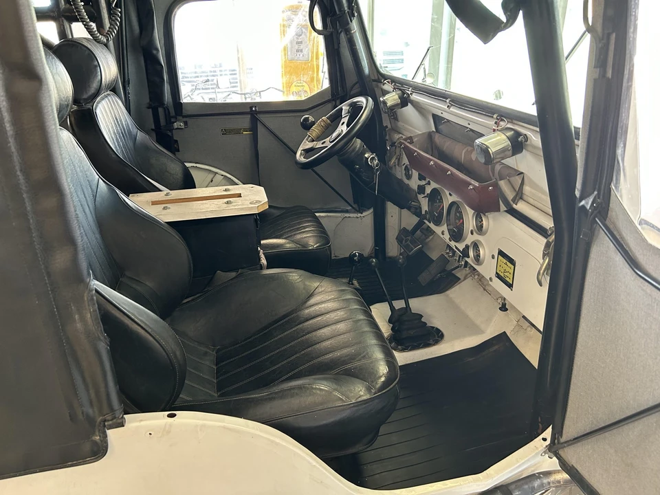 Jeep CJ5 - Image 21 of 31