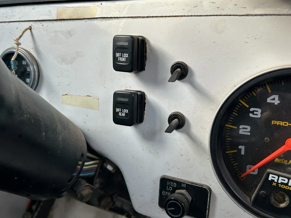 Jeep CJ5 - Image 30 of 31
