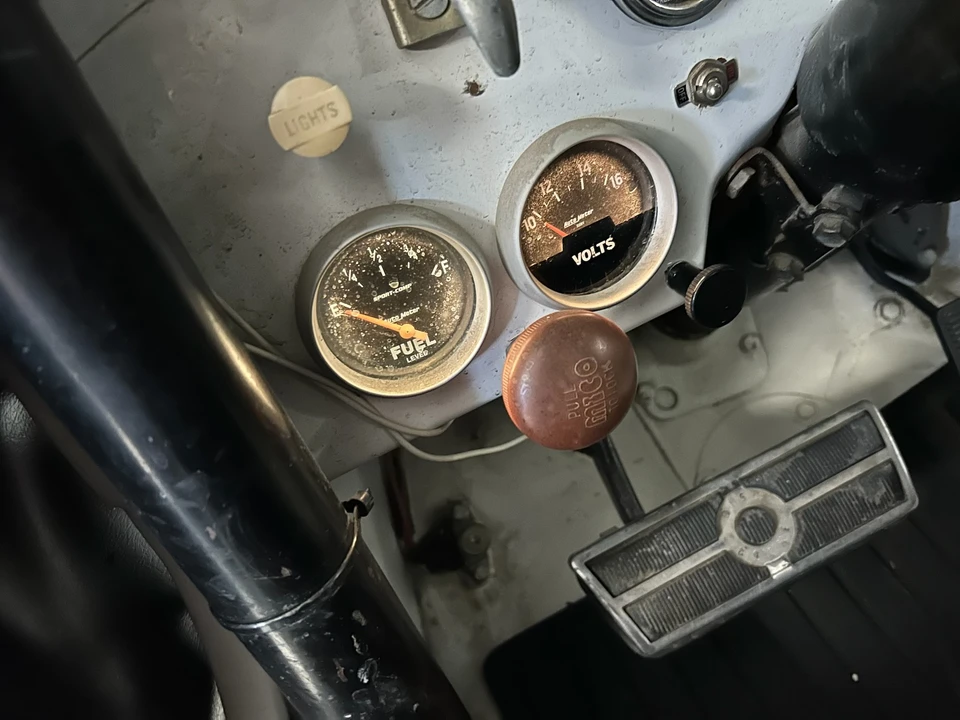 Jeep CJ5 - Image 25 of 31