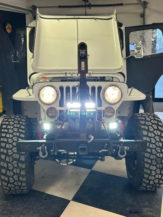 Jeep CJ5 - Image 7 of 31