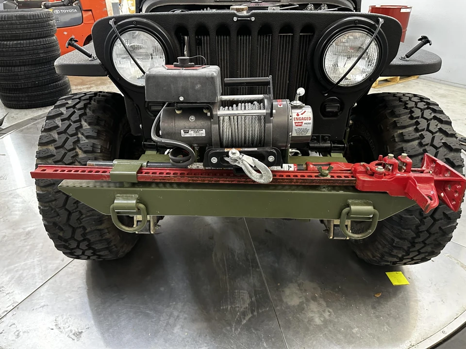Willys M38 & M38A1 - Image 10 of 31