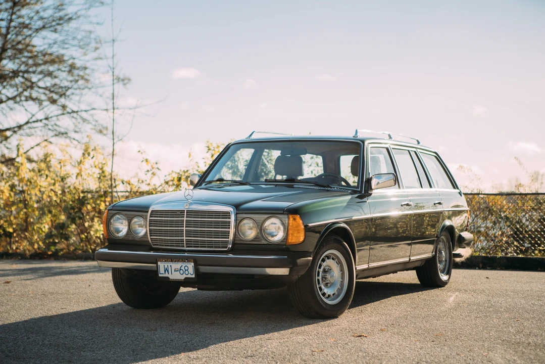 1981 Mercedes-Benz W123 Wagon (S123) - Image 9 of 31